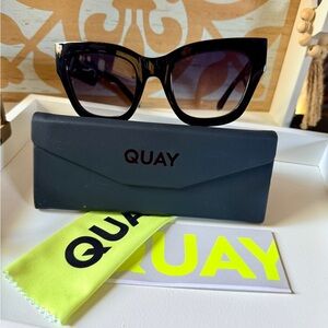 Quay Australia BY THE WAY Black Sunglasses